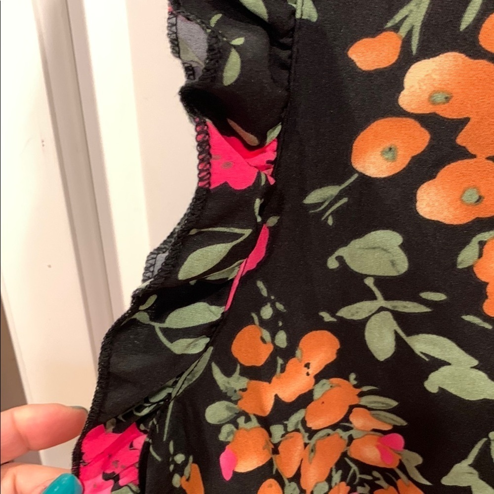 SHEIN Black Floral Dress - Picture 4 of 7
